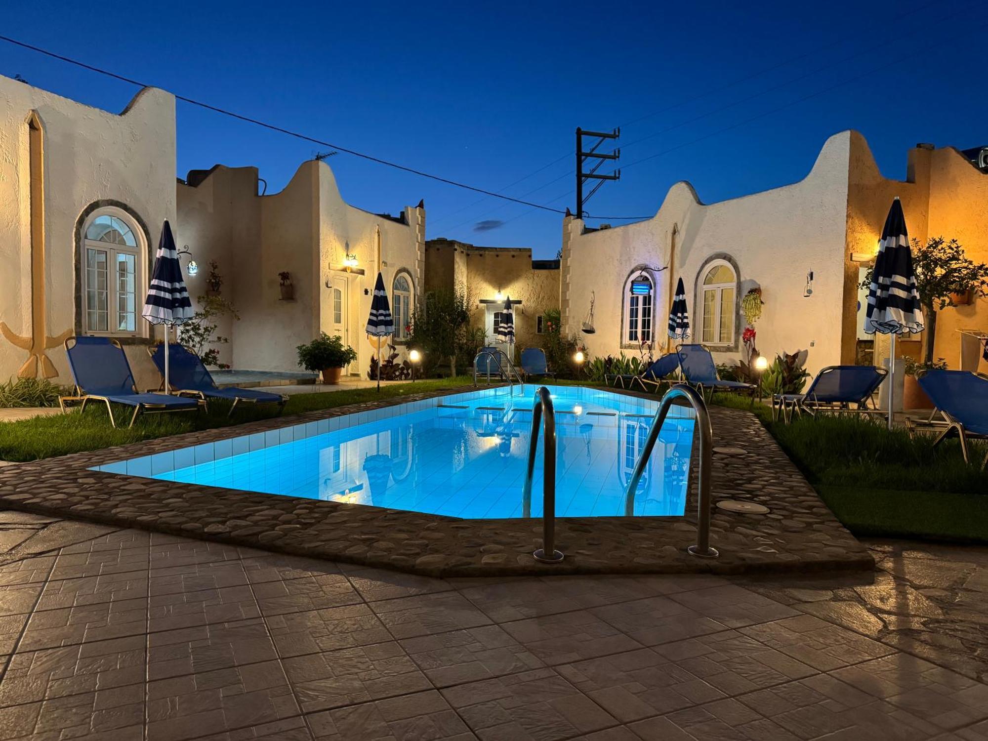 Konaki Apartments Maleme Exteriör bild